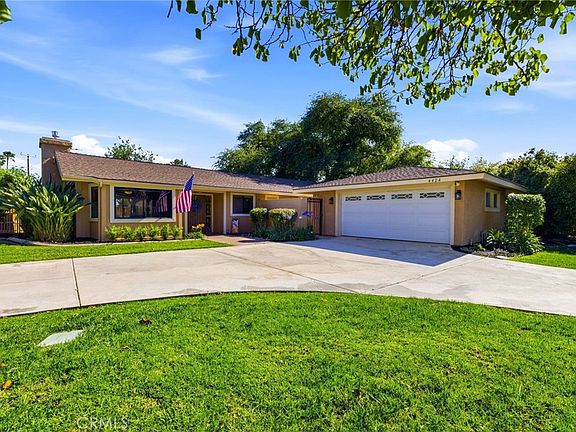 5th image of 4424 Ramona Dr