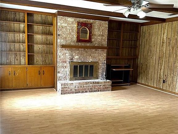 2nd image of 9812 Cedar Glen Ct