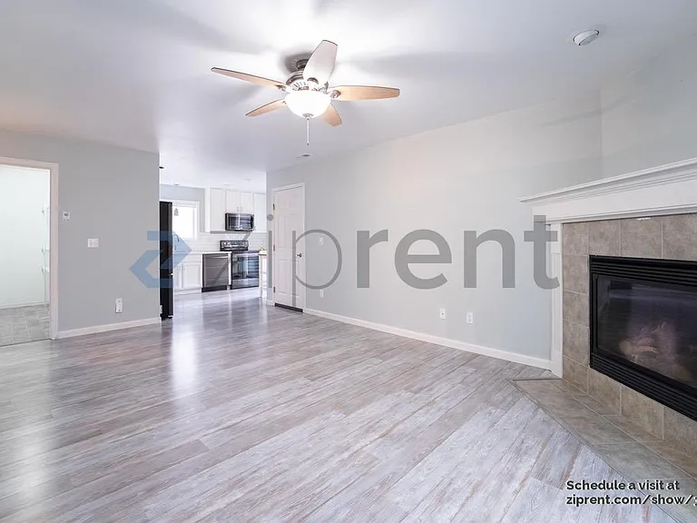 34030 SE Carmichael St — Photo 4