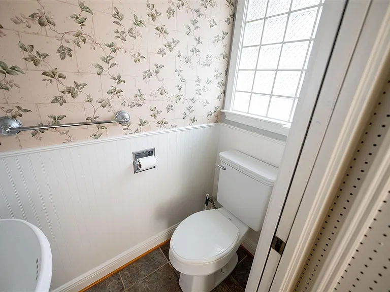 7546 Maple Tree Dr — Photo 21