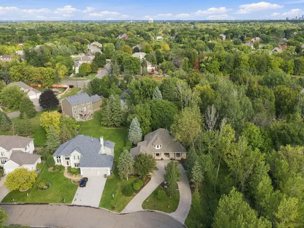 4320 Vinewood Ln N, Plymouth, MN 55442