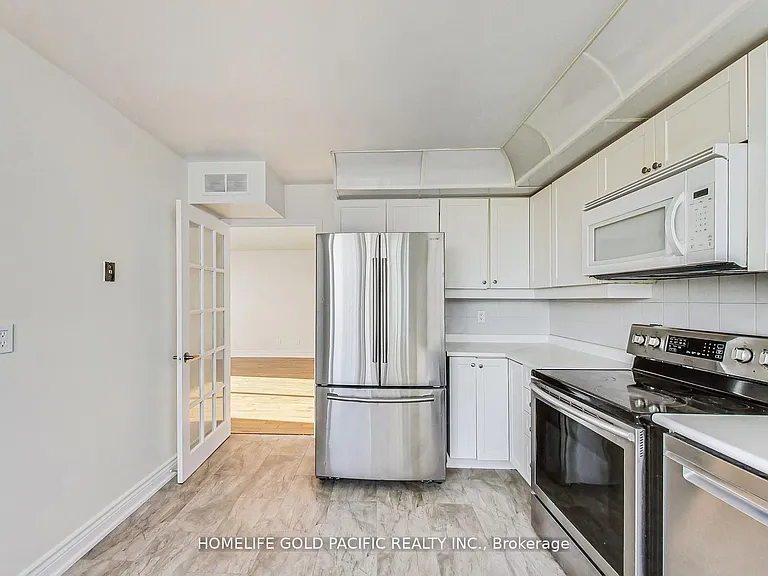 88 Corporate Dr #1604 — Photo 18