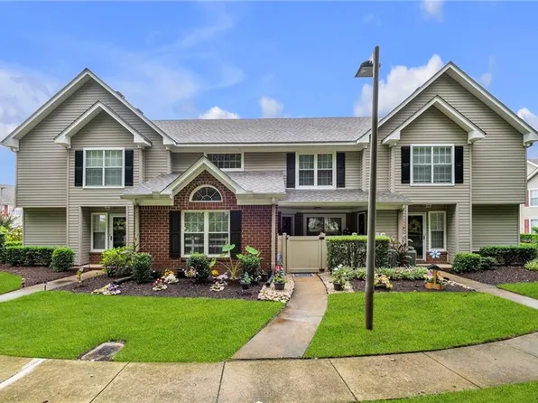3829 Lasalle Dr APT 107, Virginia Beach, VA 23453