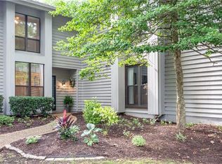 2936 Woodbridge Crossing Dr, Midlothian, VA 23112