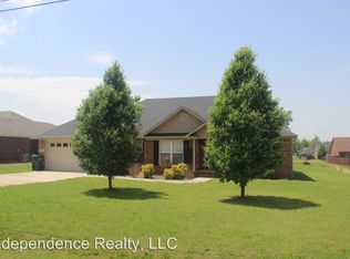 153 Bucks Pocket Dr, New Market, AL 35761