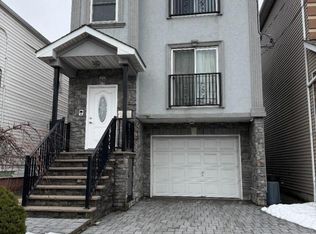 50 Delaware St, Elizabeth, NJ 07206