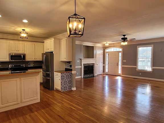 5th image of 226 Fletcher Ridge Rd