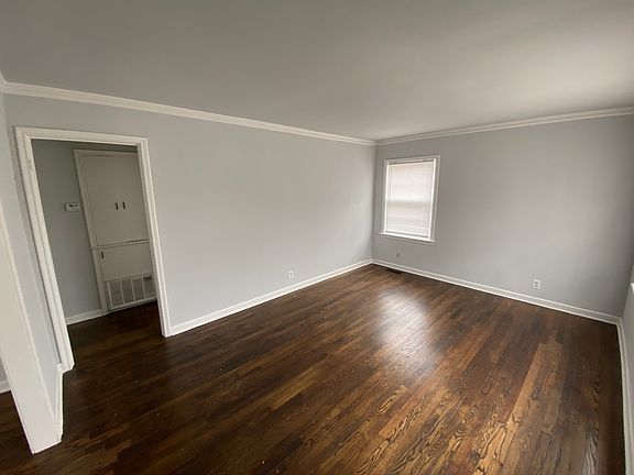 2nd image of 599 S Lakewood Ave