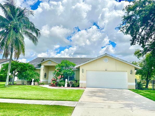 10591 Paso Fino Dr