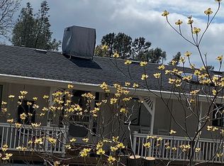 16897 Robin Linda Ln, Anderson, CA 96007