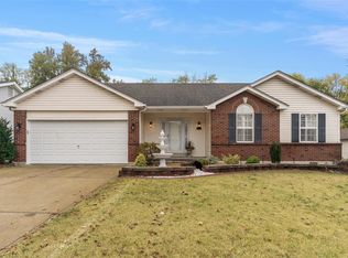 3936 Laux Dr, Bridgeton, MO 63044