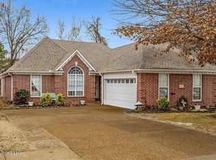 4978 Graham Lake Dr, Olive Branch, MS 38654