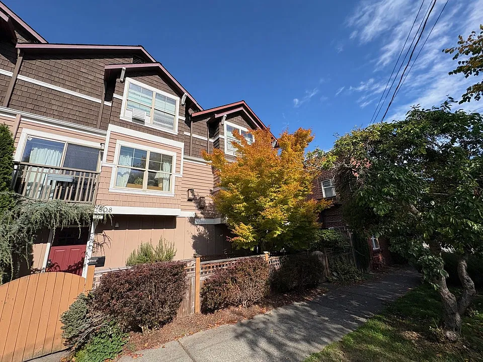 806 NW 83rd St