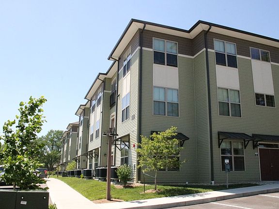 4th image of 1221 W Allen St #1241-103