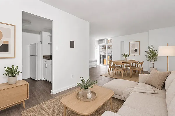 88 Fulton Street #115