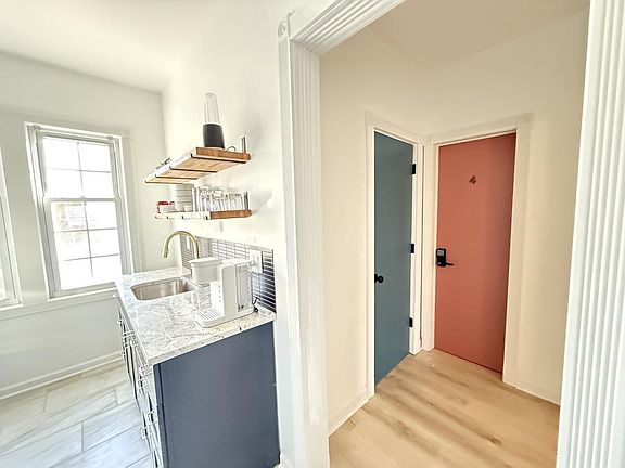 Easy Access to Bathroom & Kitchen