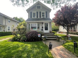 24 Childs Ave, Floral Park, NY 11001