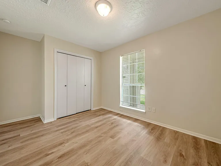 16906 Canary St — Photo 21