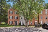 Wren Ct-S1209-001.jpg