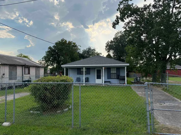 715 N Malcolm St, Lake Charles, LA 70601