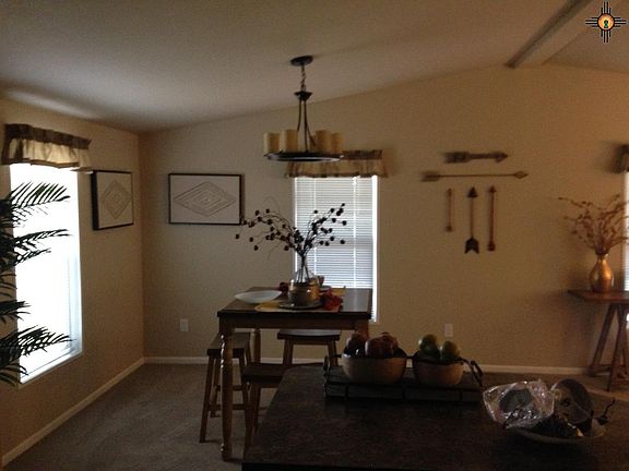 5th image of 411 N Mesquite St