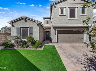988 W Yellowstone Way, Chandler, AZ 85248