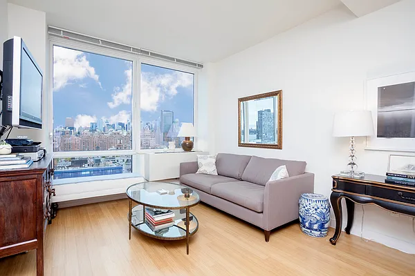 Rented by Related Sales | media 22