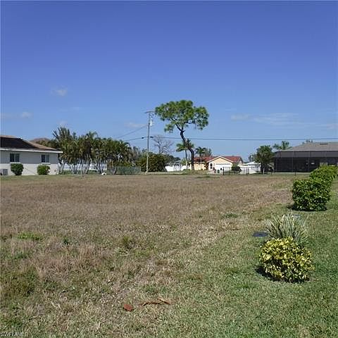 1st image of 1907 SW 40th Ter