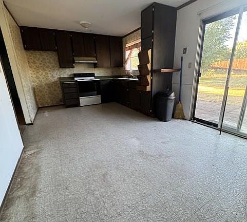 5th image of 2231 Belle St