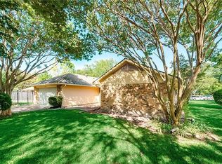 1525 Springtree Cir, Richardson, TX 75082