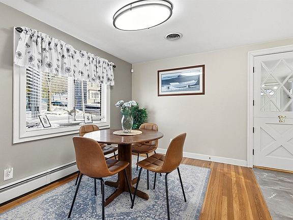 5th image of 13 Ralph Rd