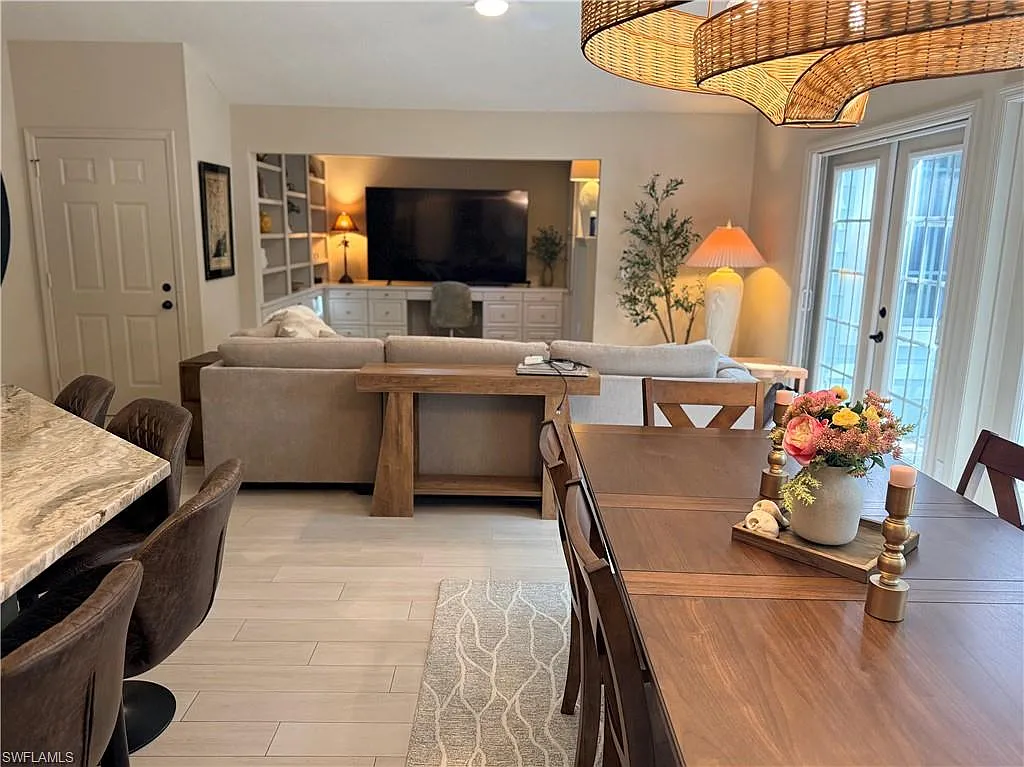 2 bed, 2.0 bath, 1543 sqft, $13,500 — Photo 3