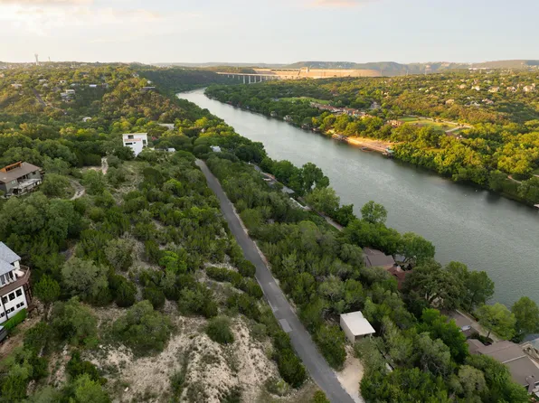 2300 Big Horn Dr, Austin, TX 78734