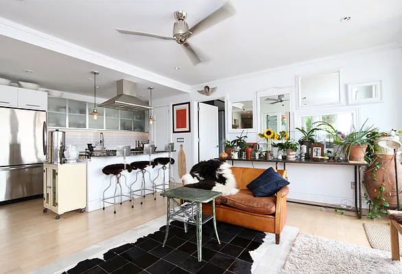 Rented by Luxus Manhattan Realty | media 4