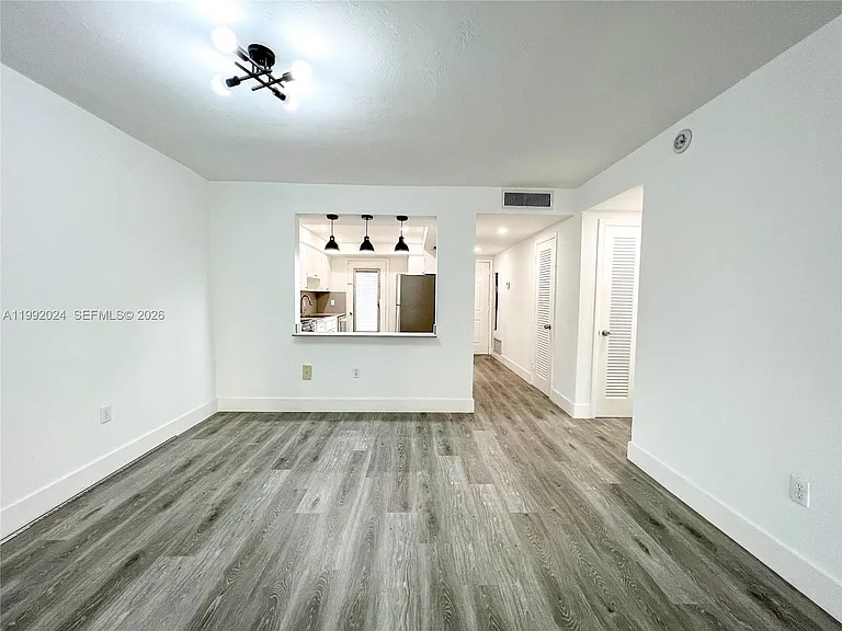 2005 Sans Souci Blvd #107 — Photo 3
