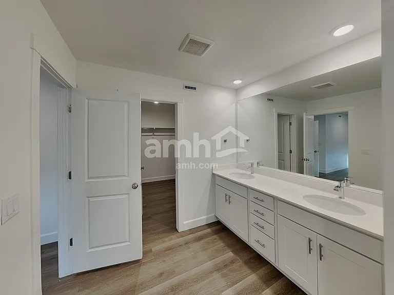 10003 Abilene Ct — Photo 10
