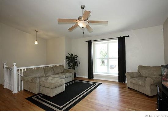 IS9dkth826a3ws1000000000_10262015