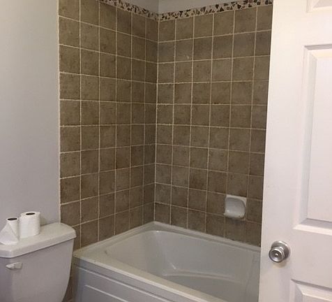 4th image of 7306 78th Ave NW #0