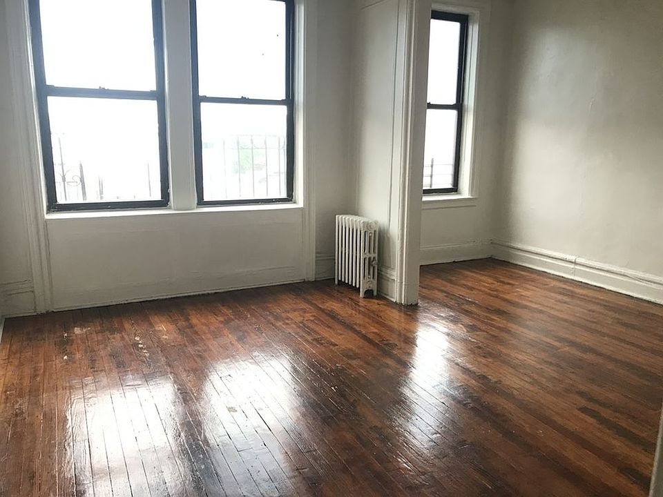 1st image of 2436 41st St APT 12
