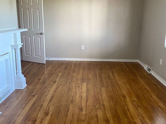 3rd image of 1022 E Warrington Ave #1