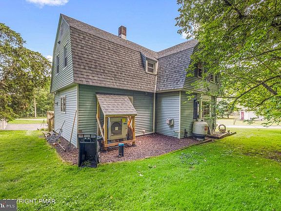 4th image of 926 Acker Rd