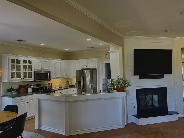 1608 Fairway Dr — Photo 4