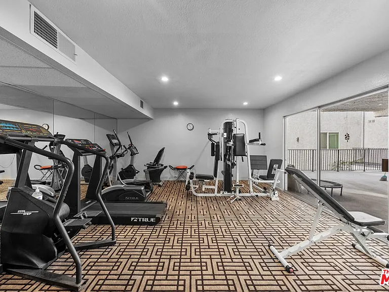 1515 S Beverly Dr #202 — Photo 25