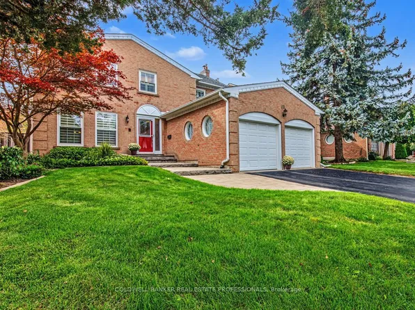 90 Longwater Chase, Markham, ON L3R 4B1