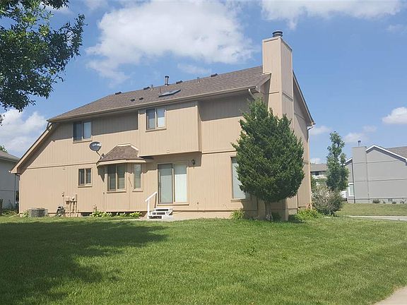 4th image of 6206 N 105th St