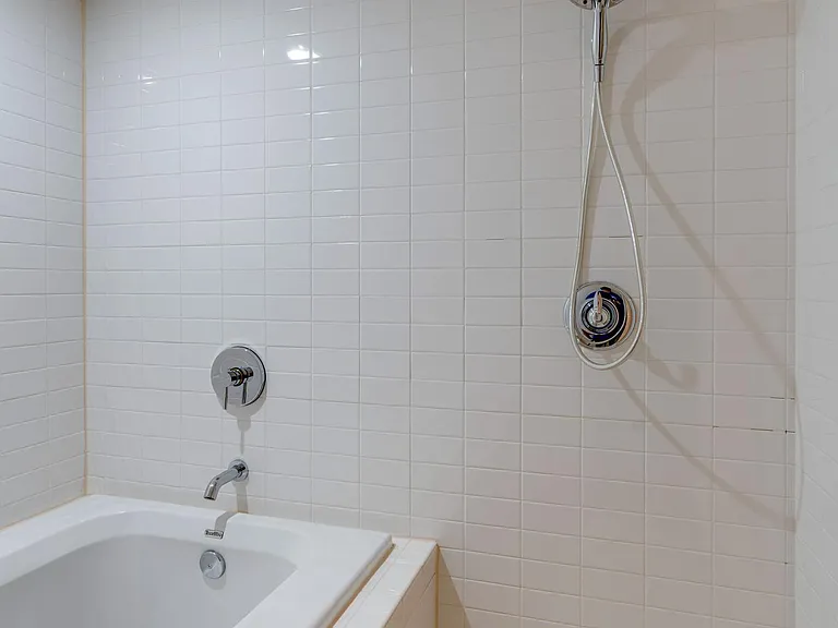2115 Yeaman Pl #102 — Photo 21