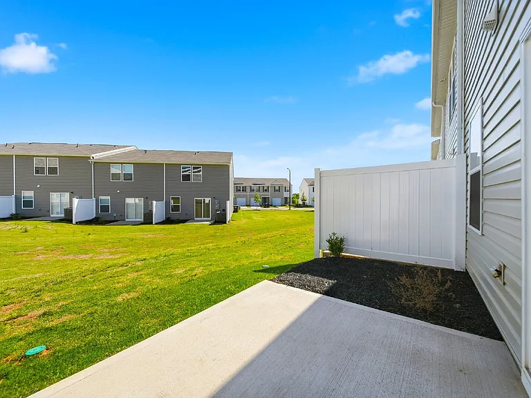 1921 Tranquility Cir #B — Photo 25