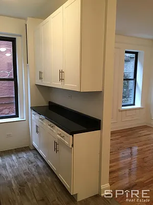 Rented by Spire Group | media 10