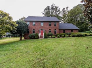 660 Doe Run Dr, Kernersville, NC 27284