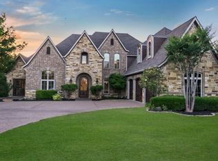 8 Signature Ct, Heath, TX 75032